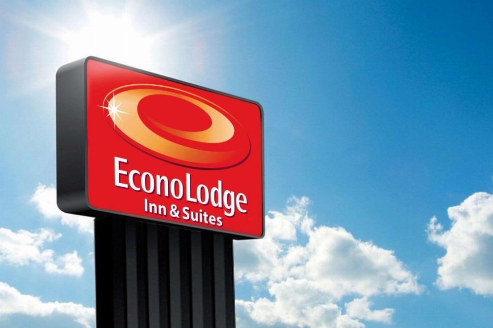 Econo Lodge Inn & Suites Image 17